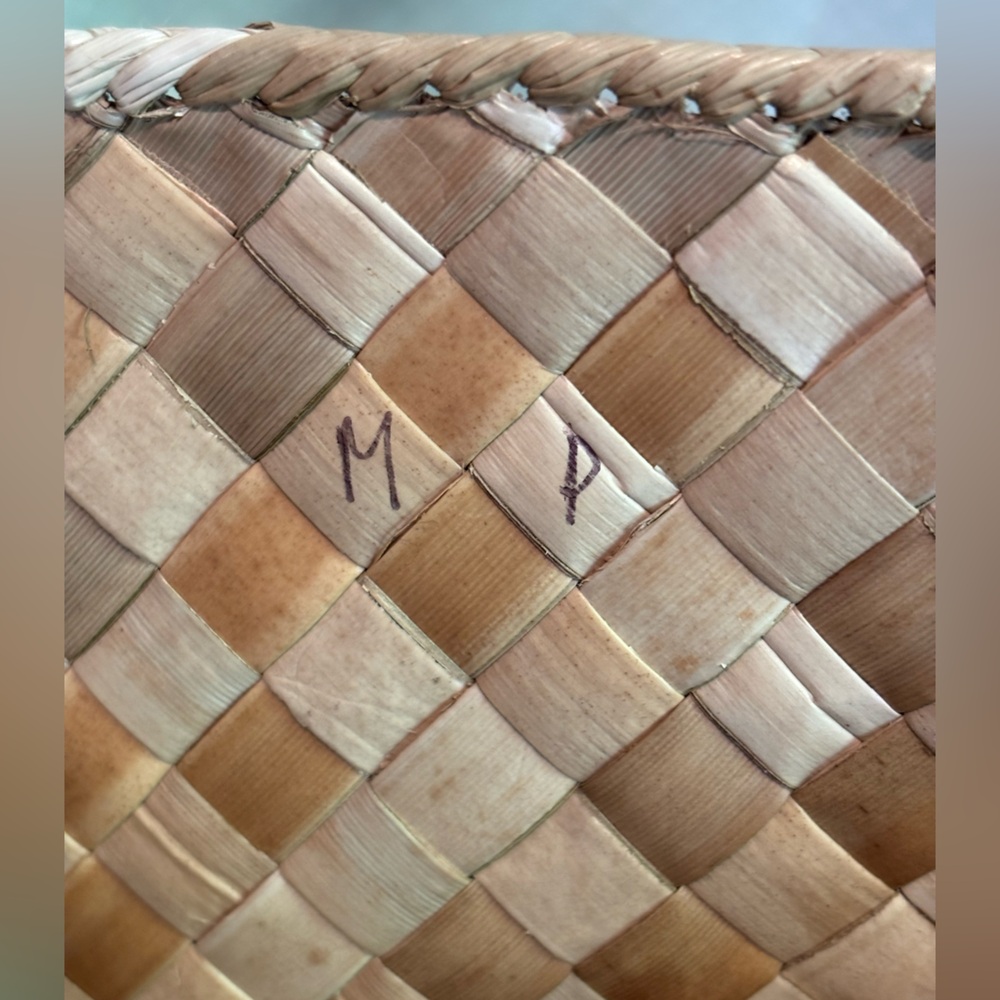 Vintage Hand Woven Grass Bag - Picture 6 of 6